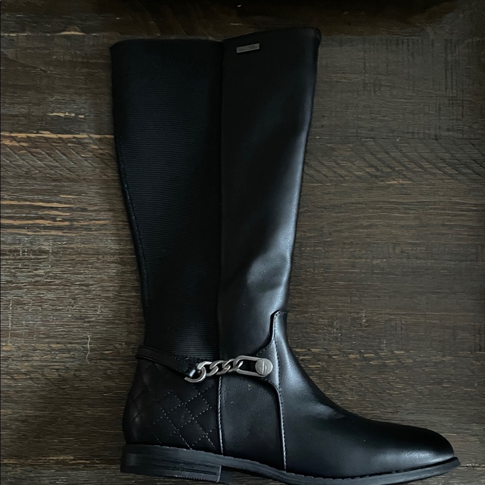 Nautica Black Kids Boots with Chain Detail